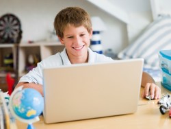 Куда обратиться, если вы хотите найти онлайн-занятия по школьной программу для ребенка 