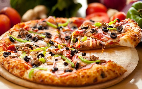 Пицца в разных странах: отличия, ингредиенты и особенности