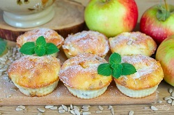 Простой рецепт творожных кексов с яблоком: правила приготовления