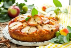 Секреты приготовления вкусного яблочного пирога: как действовать