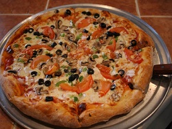 Американская пицца: характерные особенности, ингредиенты и пошаговый рецепт