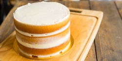 Крем для бисквитного теста: особенности приготовления сметанного, масляного и крема из йогурта