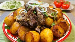 Казан-кебаб: утонченное сочетание сочного мяса, картофеля и ароматных специй