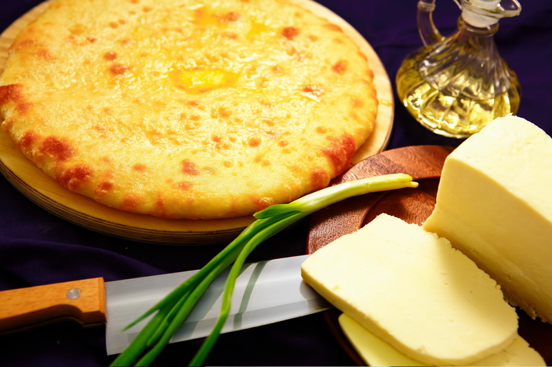 Осетинский пирог с сыром и рубленой зеленью