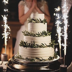 Правила приготовления свадебного торта и идеи по украшению